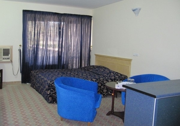 اتاق دو تخته دبل هتل جهانگردی لار